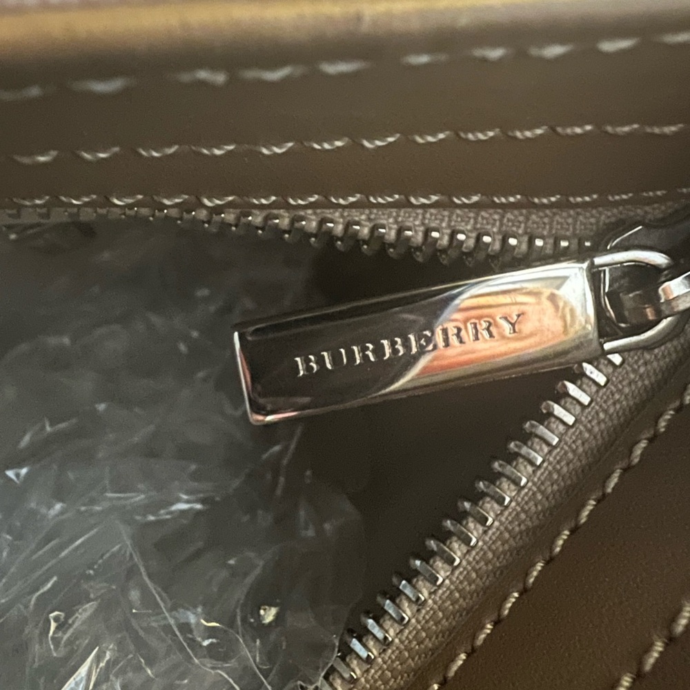 Burberry tote pink with COA and dust bag - Picture 11 of 17
